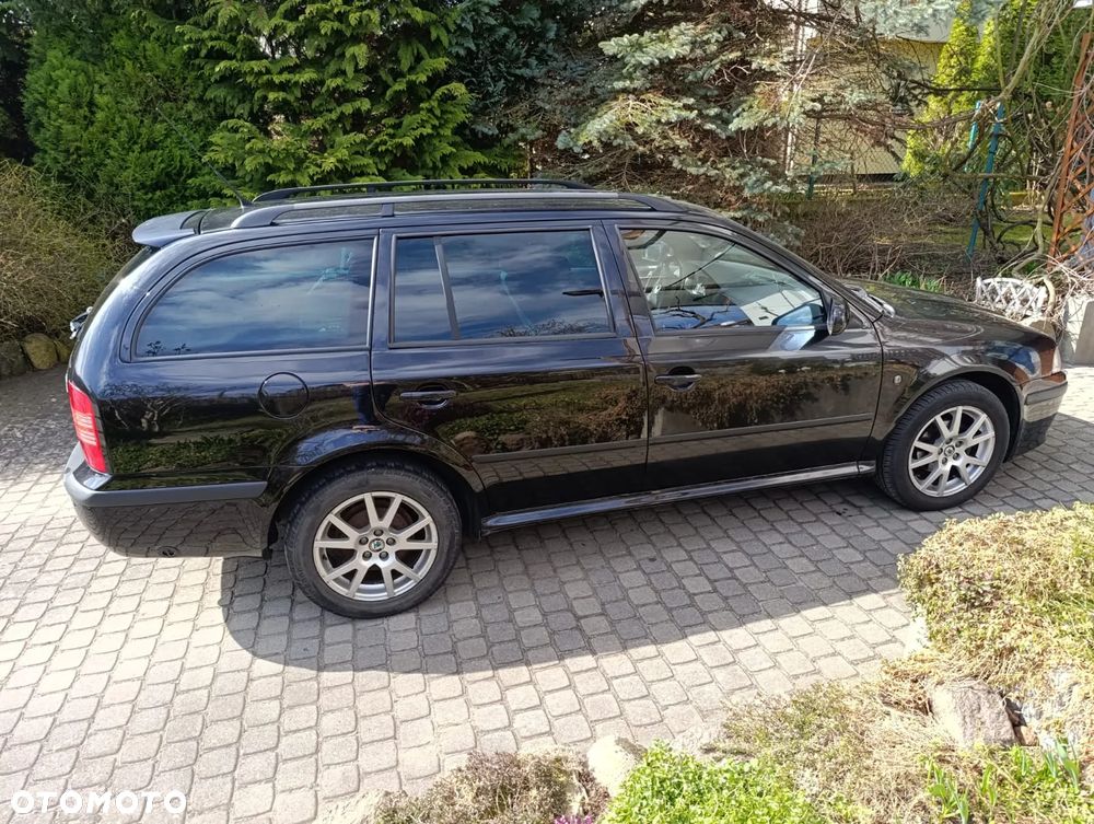 Skoda Octavia 1.6 Classic - 2