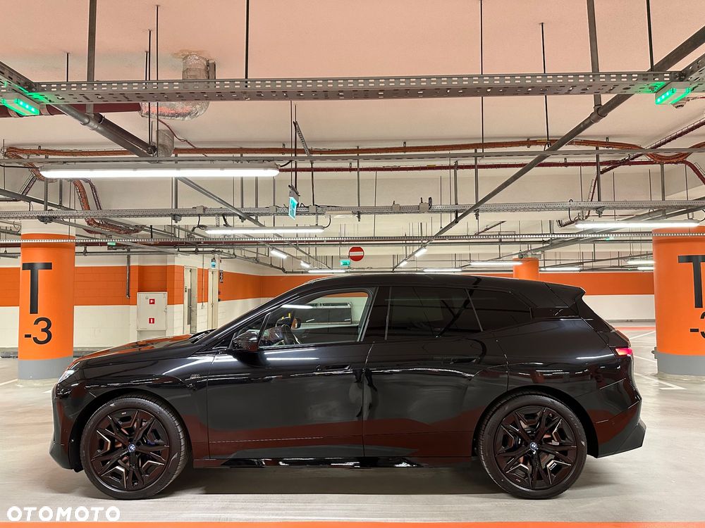 BMW iX xDrive40 76.6kWh - 7