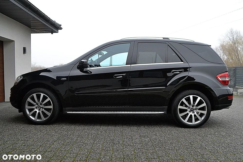 Mercedes-Benz ML - 9