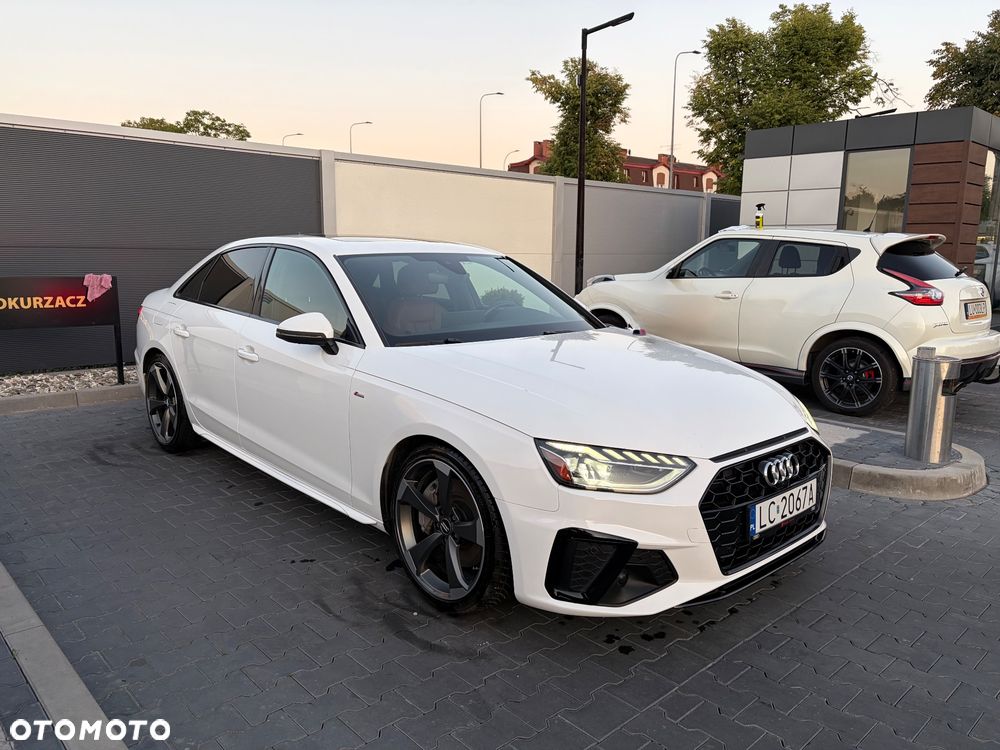 Audi A4 Limousine - 1