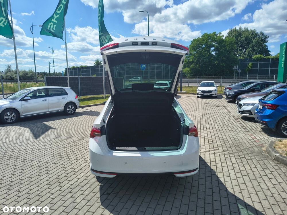 Skoda Octavia 1.5 TSI mHEV Drive Selection DSG - 8