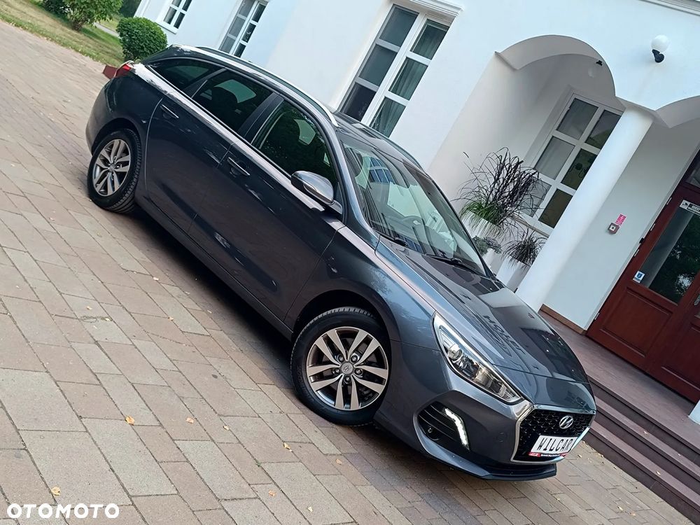 Hyundai i30 1.6 CRDI Passion - 11