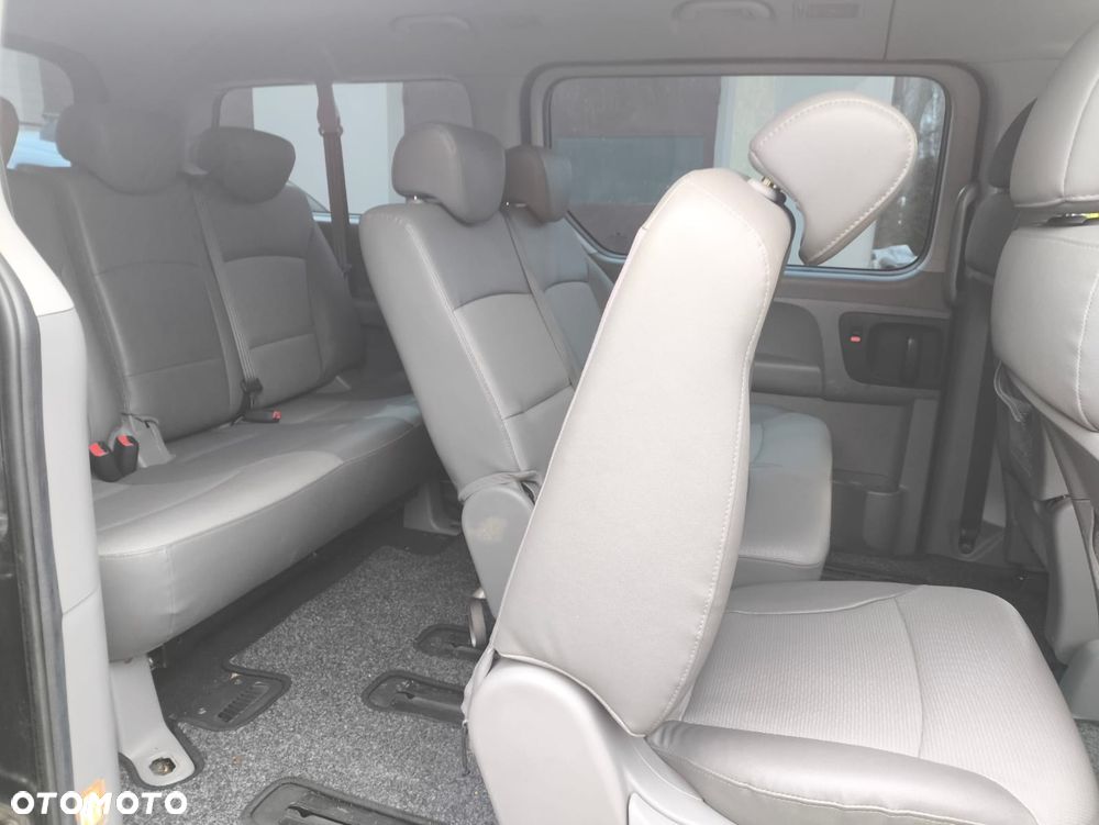 Hyundai H-1 - 8