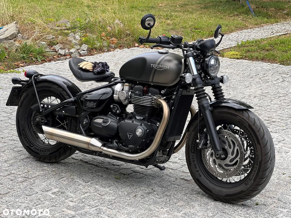Triumph Bonneville Bobber - 1