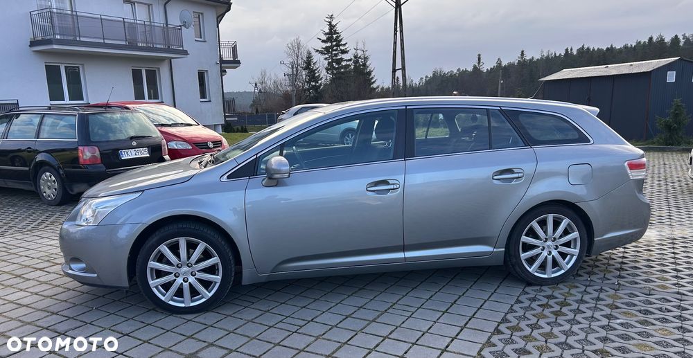 Toyota Avensis 2.0 D-4D - 2