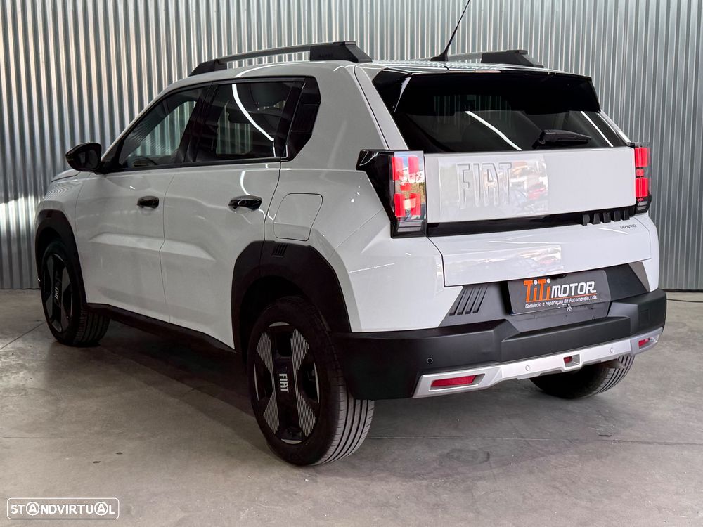 Fiat Grande Panda 1.2 Hybrid La Prima eDCT — photo 4