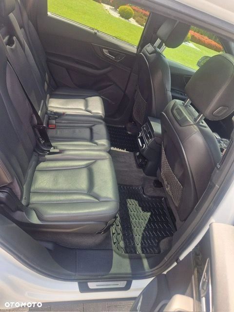 Audi Q7 - 13