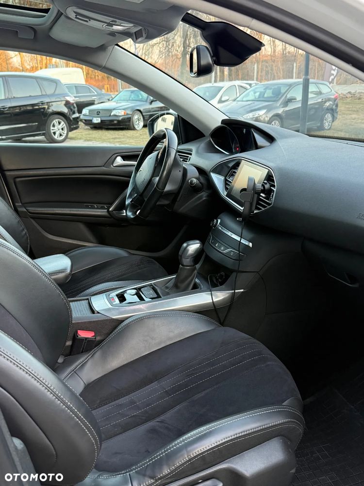 Peugeot 308 - 3