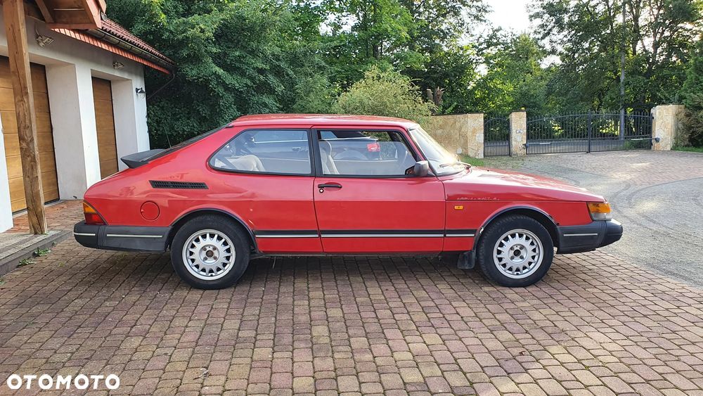 Saab 900 - 5