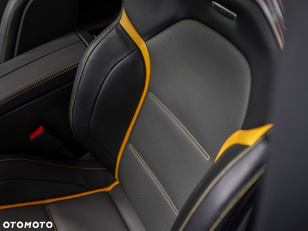 Mercedes-Benz CLA AMG 45 S 4-Matic+ 8G-DCT - 33