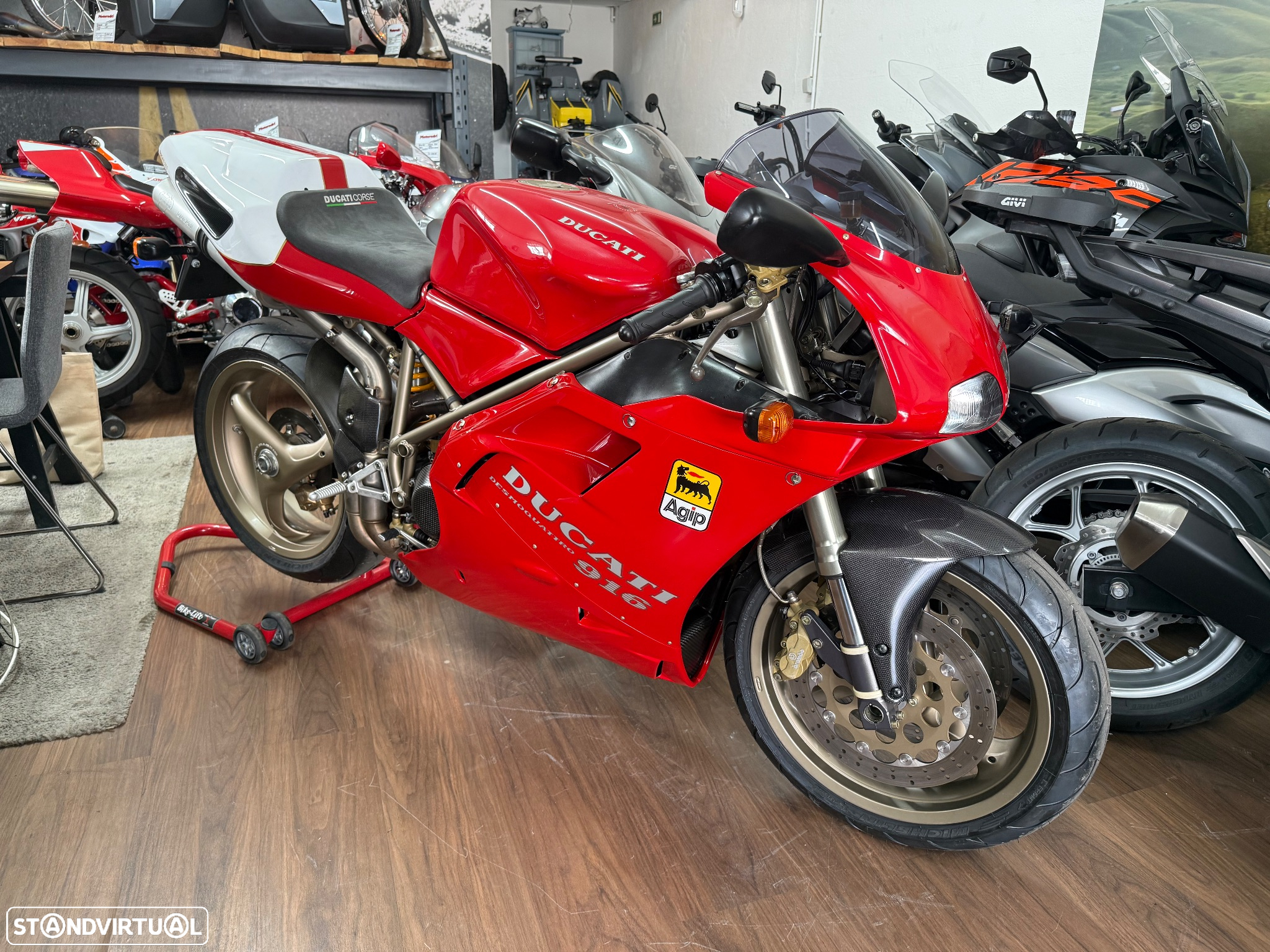 Ducati 916 - 15