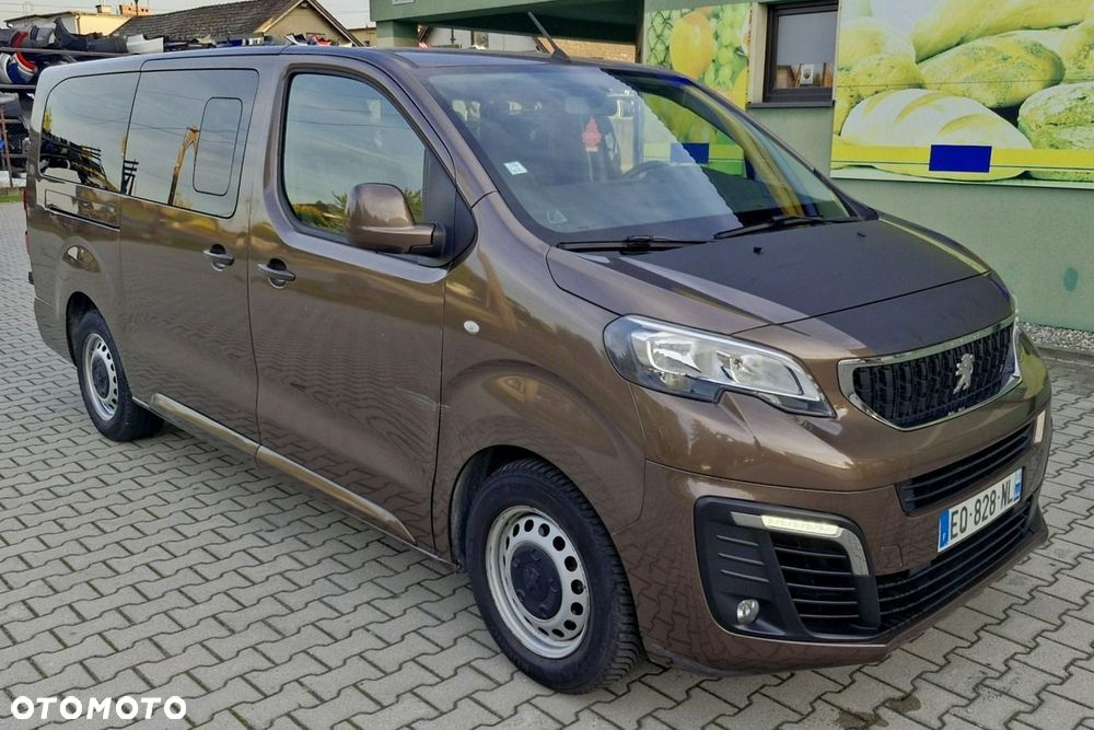 Peugeot Traveller