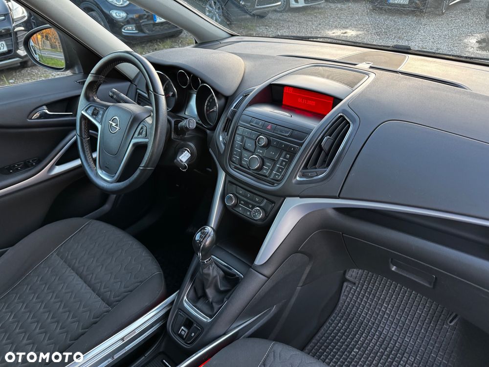 Opel Zafira ver-1-4-t-elite - 38