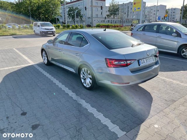 Skoda Superb 2.0 TSI L&K DSG - 1