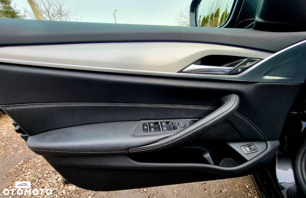 BMW Seria 5 - 26