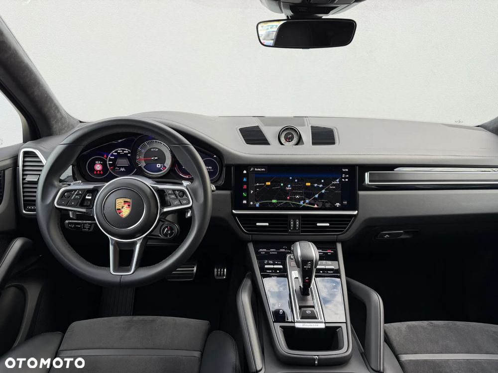 Porsche Cayenne - 15