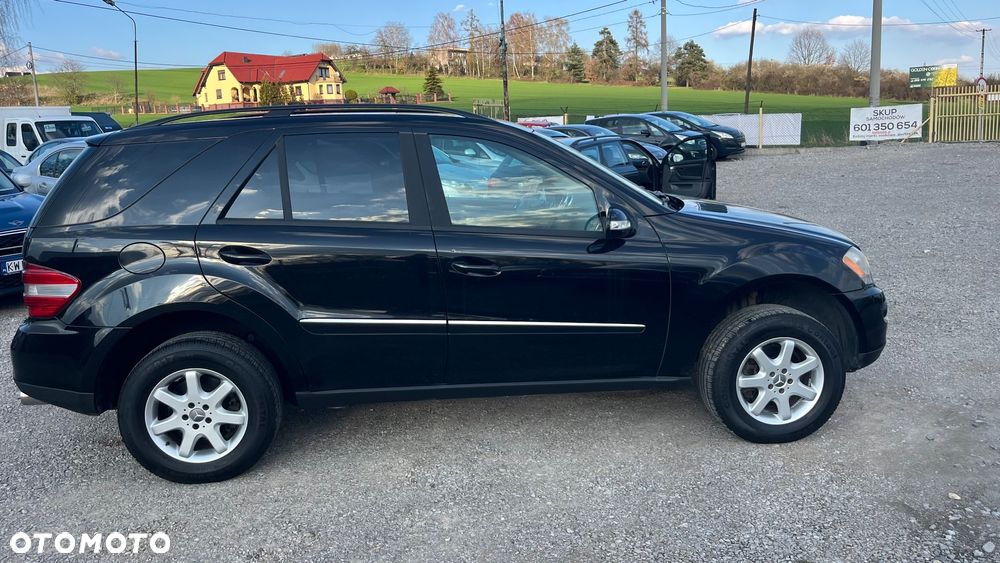 Mercedes-Benz ML 350 4-Matic - 40