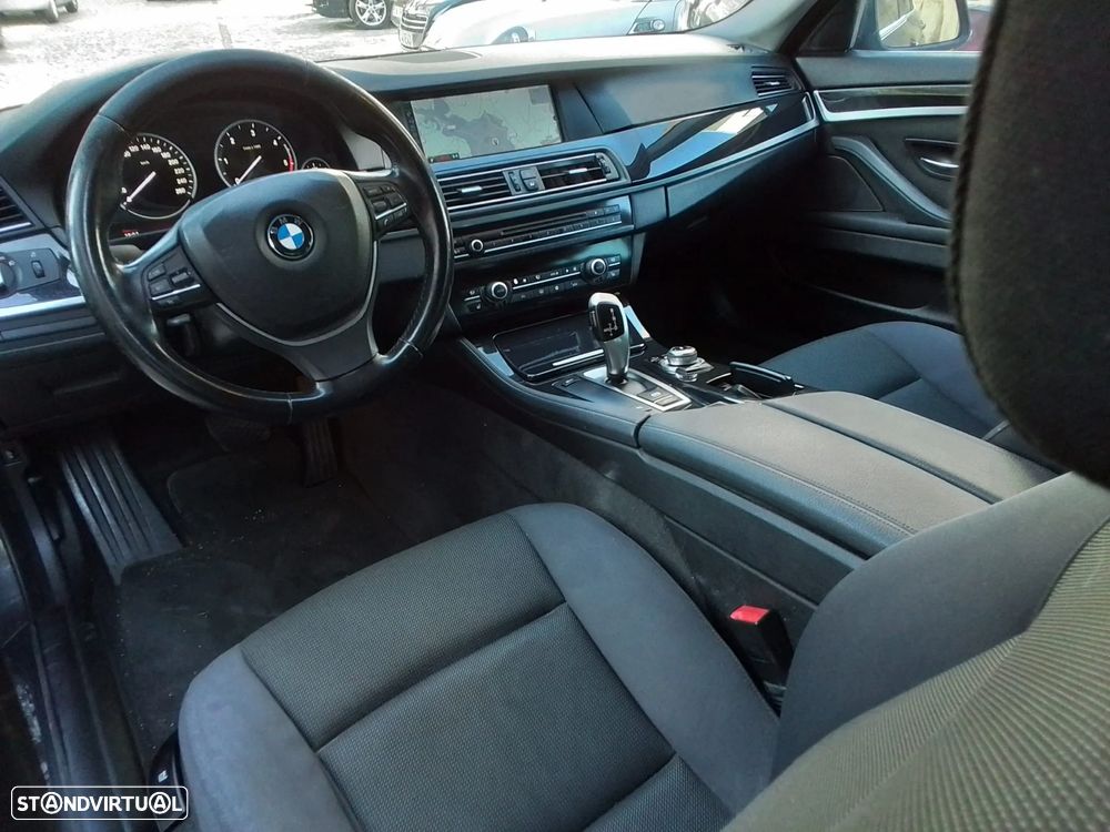 BMW 520 d Touring Aut. Luxury Line - 8