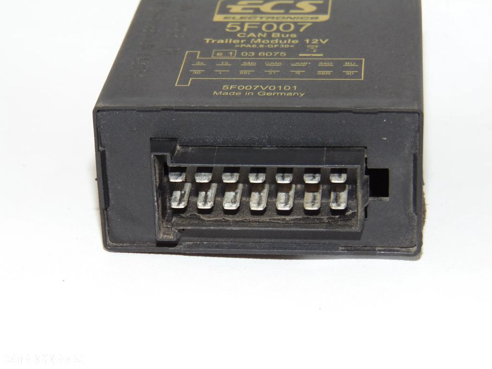 Moduł przekaźnik sterownik świateł haka holowniczego przyczepy ECS Electronics 5F007 5F007V0101 VW Volkswagen Skoda Seat Audi Mercedes Volvo Opel Ford Renault - 8