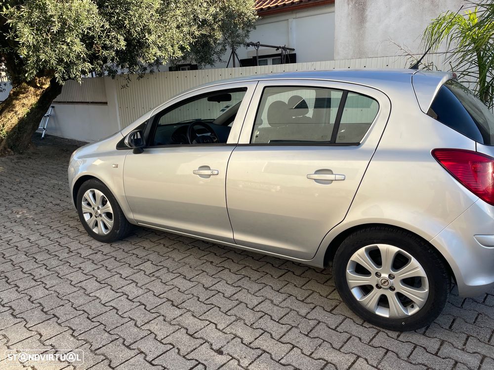 Opel Corsa - 4