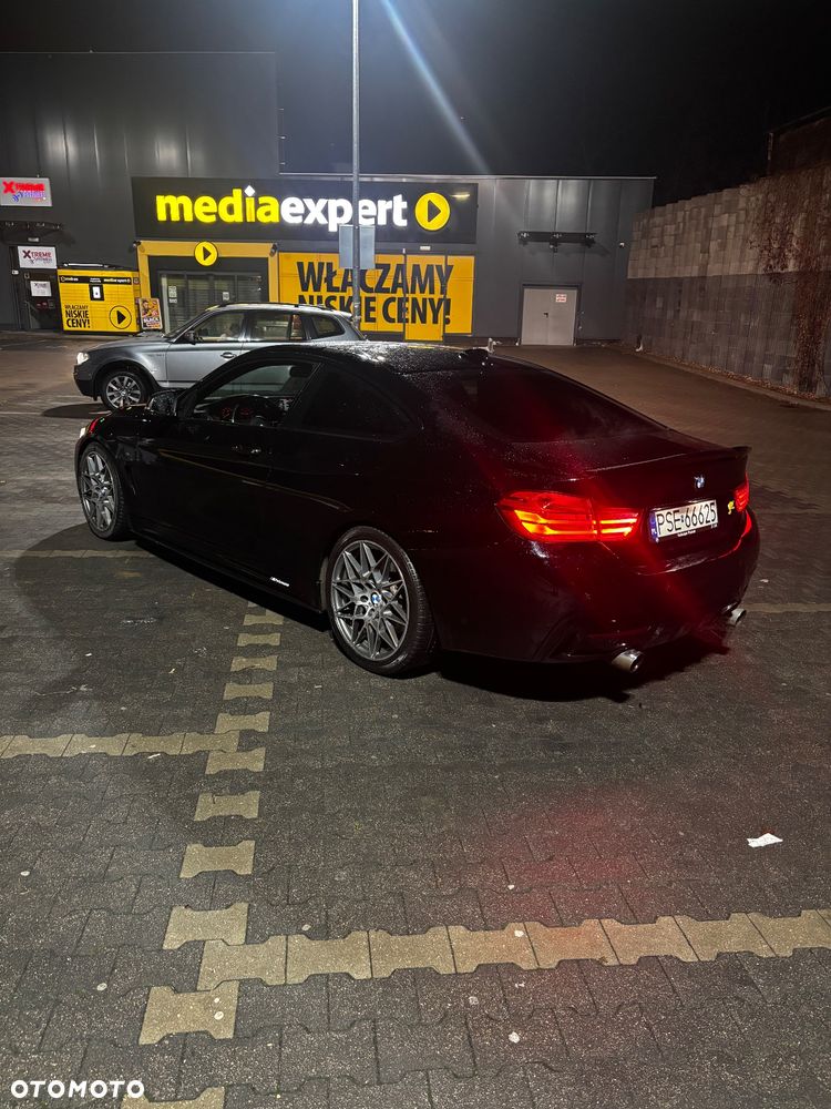 BMW Seria 4 435i Coupe M Sport - 2