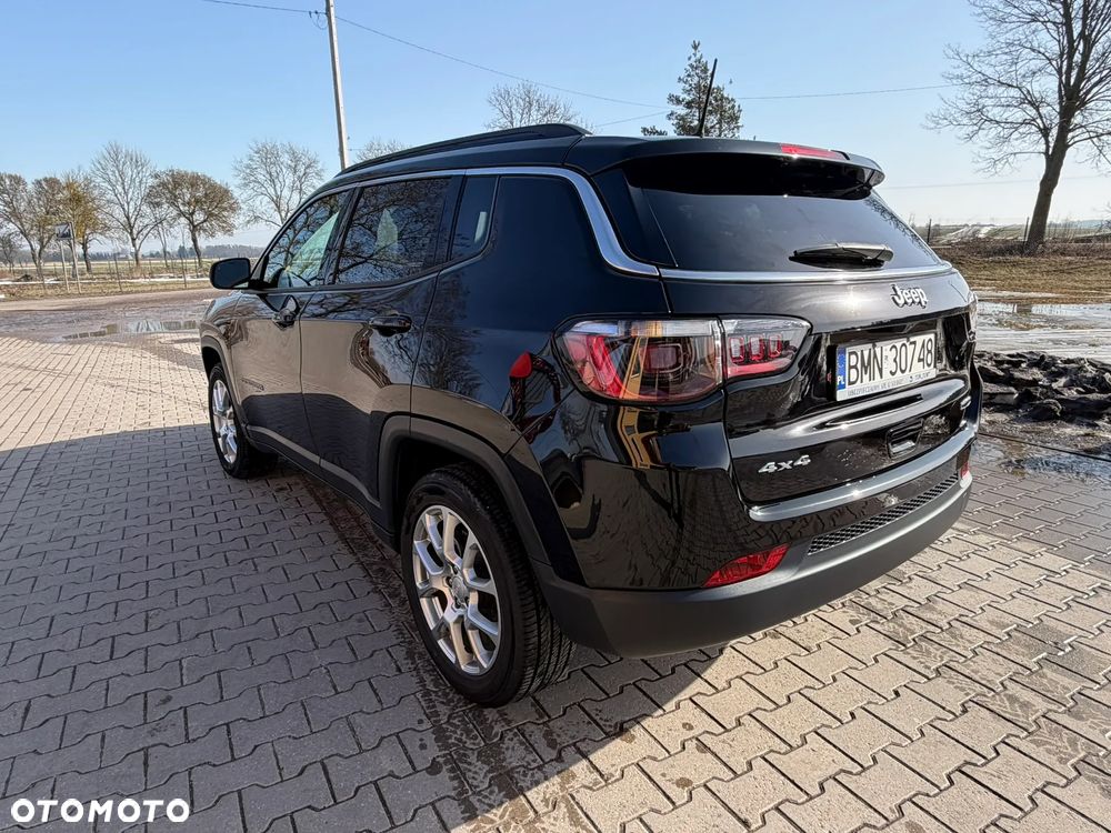 Jeep Compass - 2