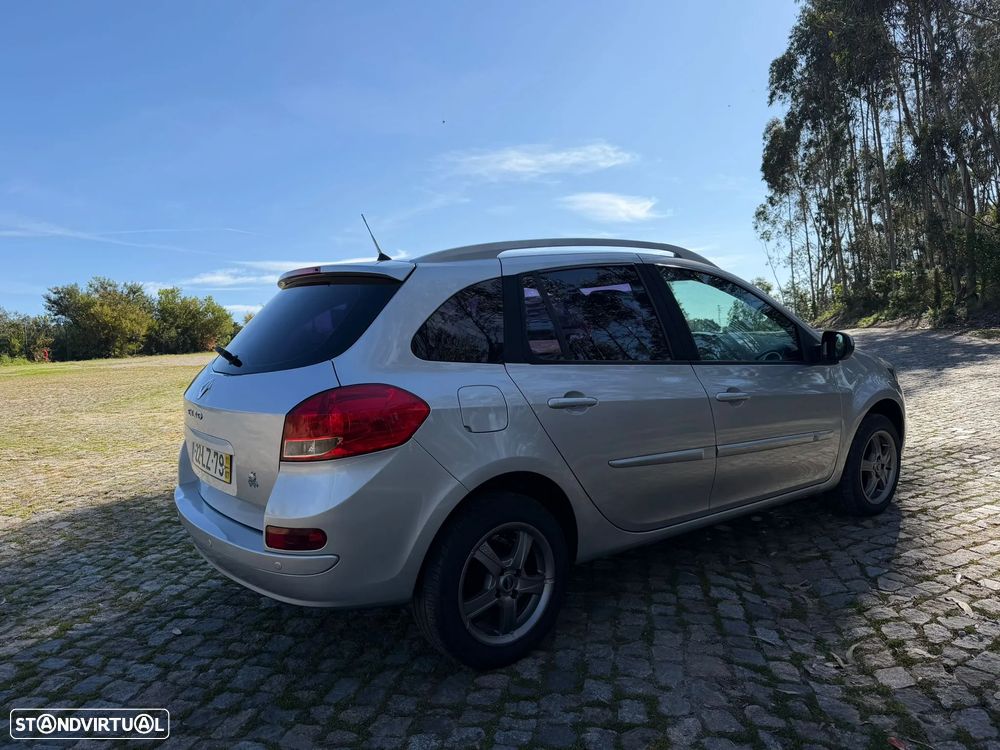 Renault Clio Sport Tourer - 3