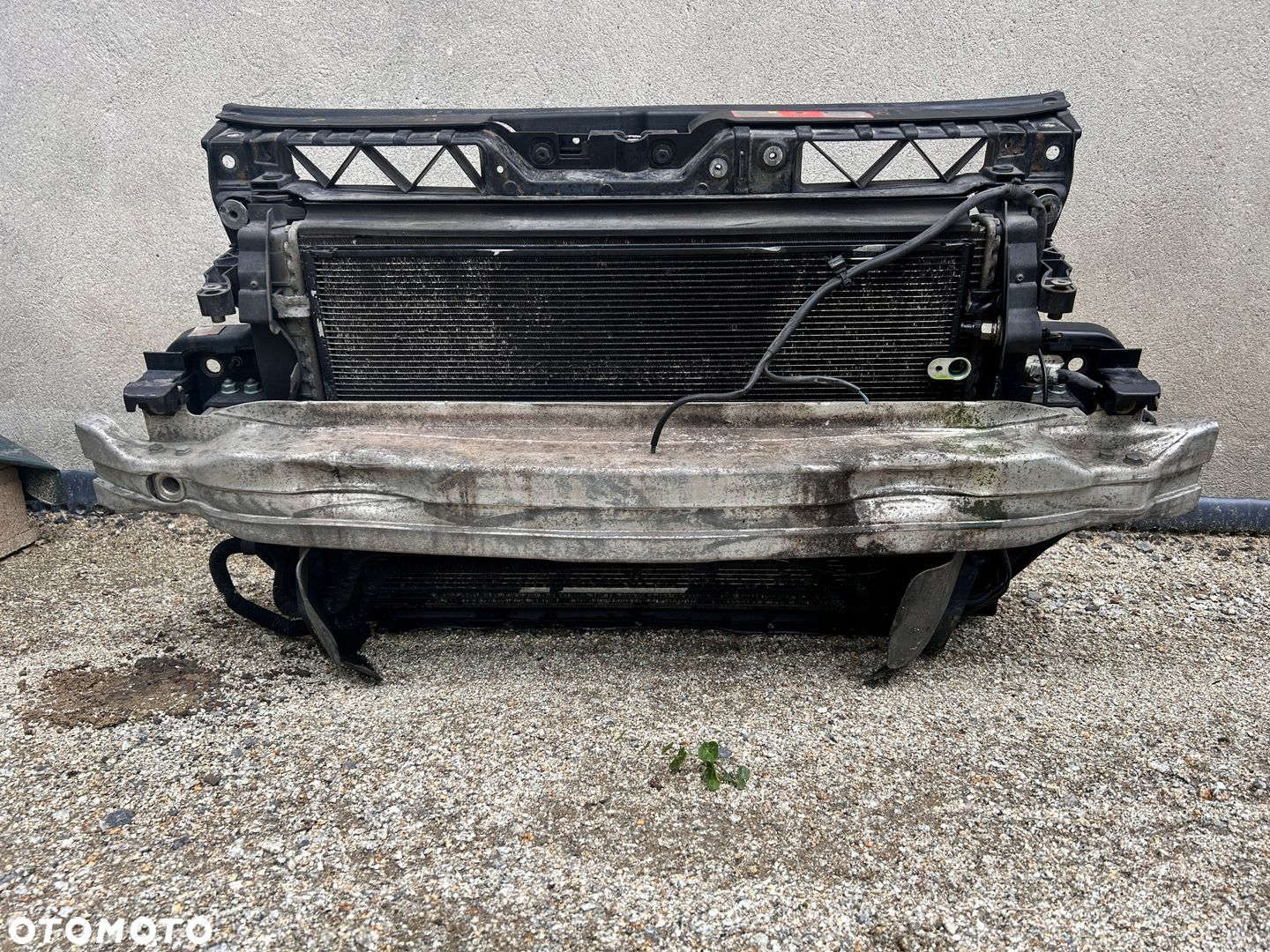 AUDI S6 C6 5.2 V10 PAS PRZEDNI CHŁODNICE WENTYLATORY - 1