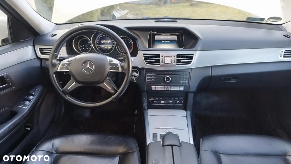 Mercedes-Benz Klasa E 200 BlueTEC 7G-TRONIC Classic - 11