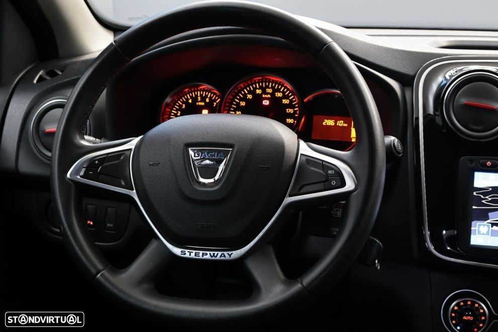 Dacia Sandero 0.9 TCe Stepway - 16