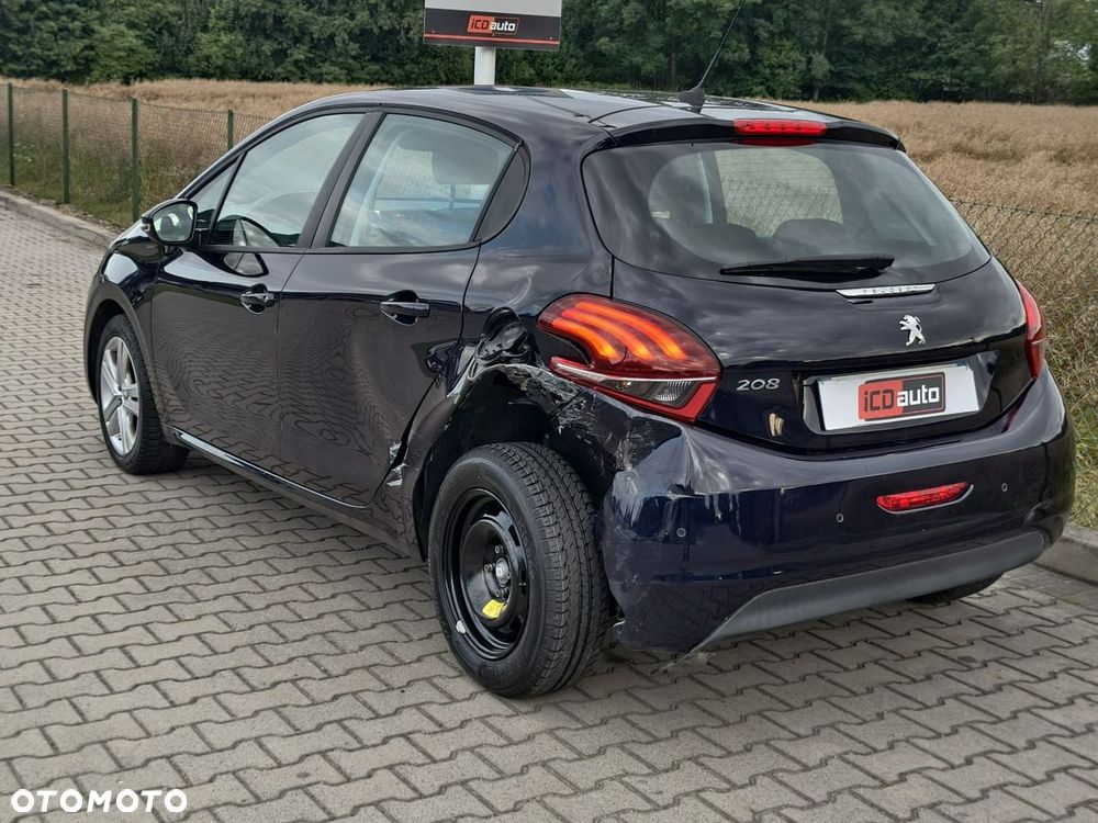 Peugeot 208 - 5