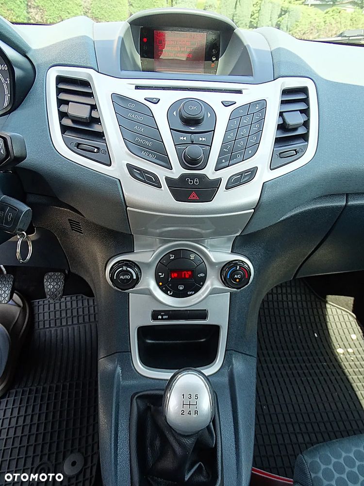 Ford Fiesta 1.4 Sport - 33