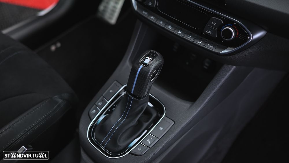 Hyundai i30 N 2.0 T-GDi Pack Performance 8DCT - 47