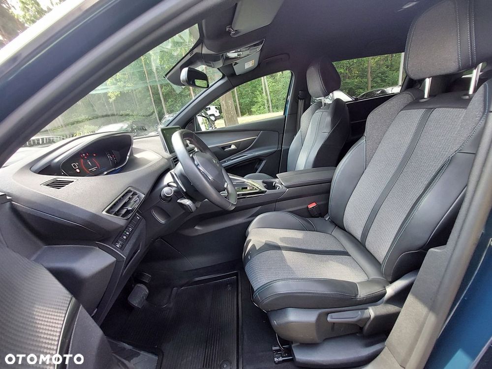 Peugeot 2008 1.2 PureTech Allure Pack S&S EAT8 - 13