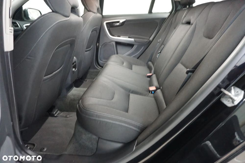 Volvo V60 DRIVe Kinetic - 23