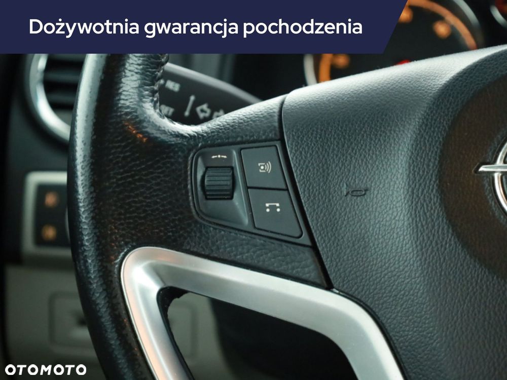 Opel Antara - 17