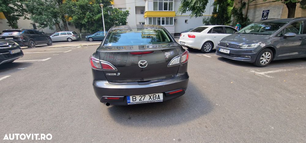 Mazda 3 - 3