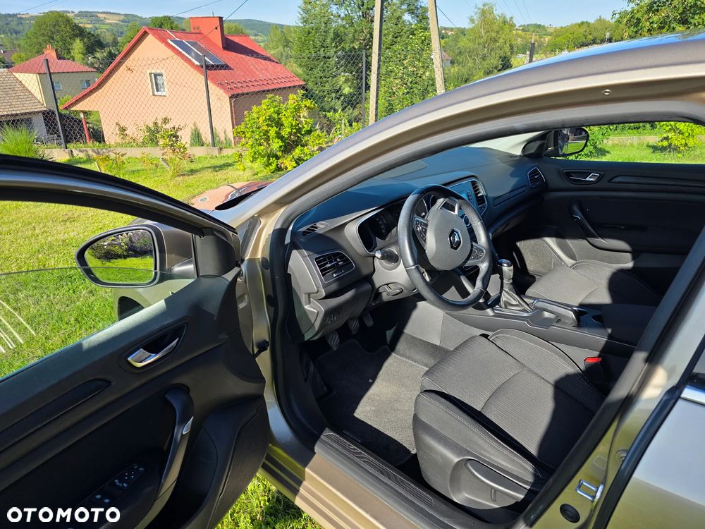 Renault Megane 1.6 SCe Intens - 7