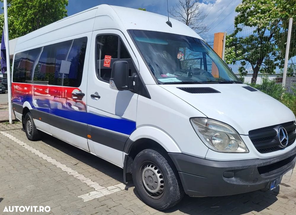 Mercedes-Benz Sprinter - 2