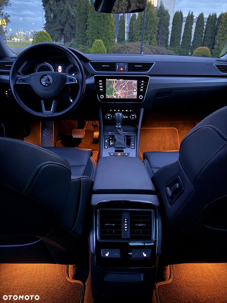 Skoda Superb 2.0 TSI 4x4 L&K DSG - 24