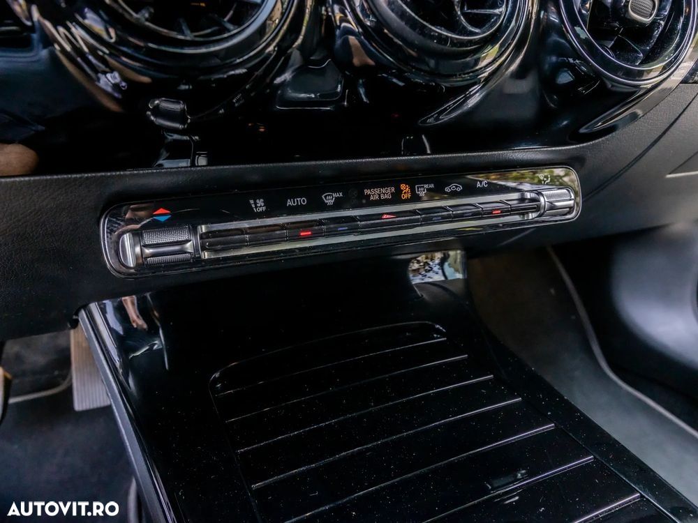 Mercedes-Benz A 180 Sedan MHEV 7G-DCT - 26
