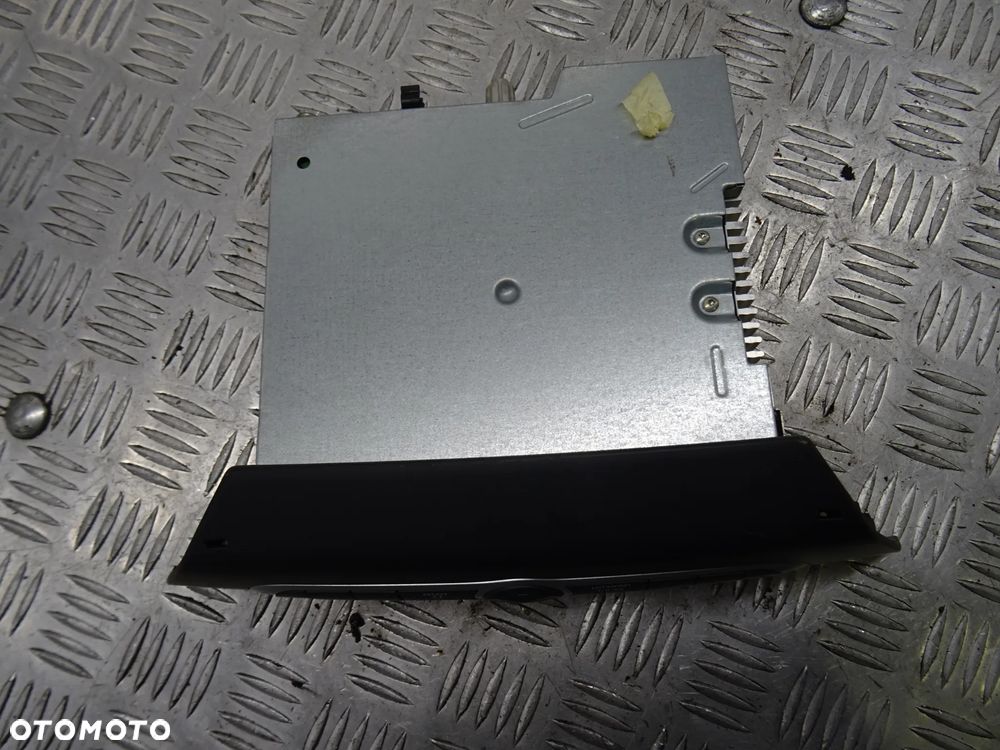 RENAULT LAGUNA III HB 07-12 2.0DCI RADIO RADIOODTWARZACZ 281150004RT - 2