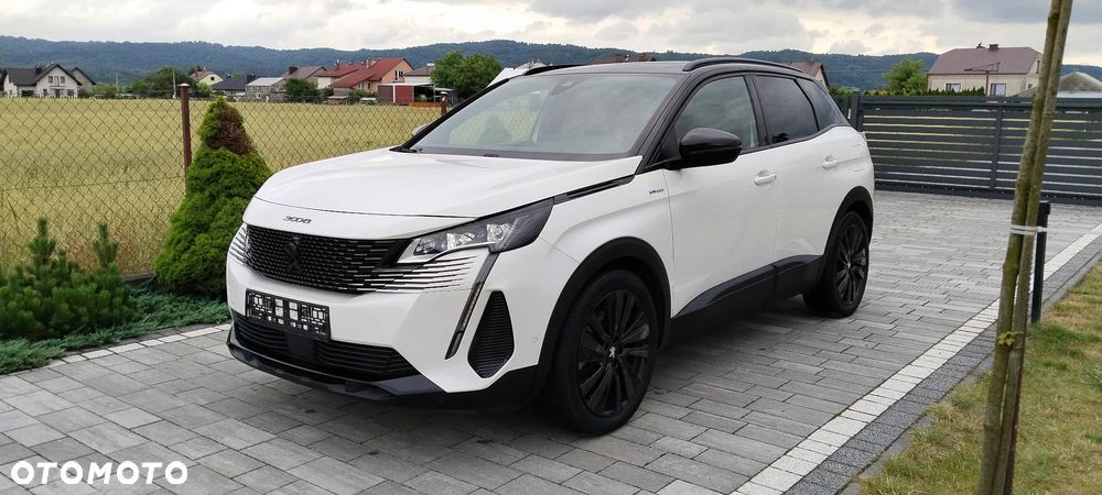 Peugeot 3008 1.6 PureTech HYbrid GT S&S EAT8 - 8