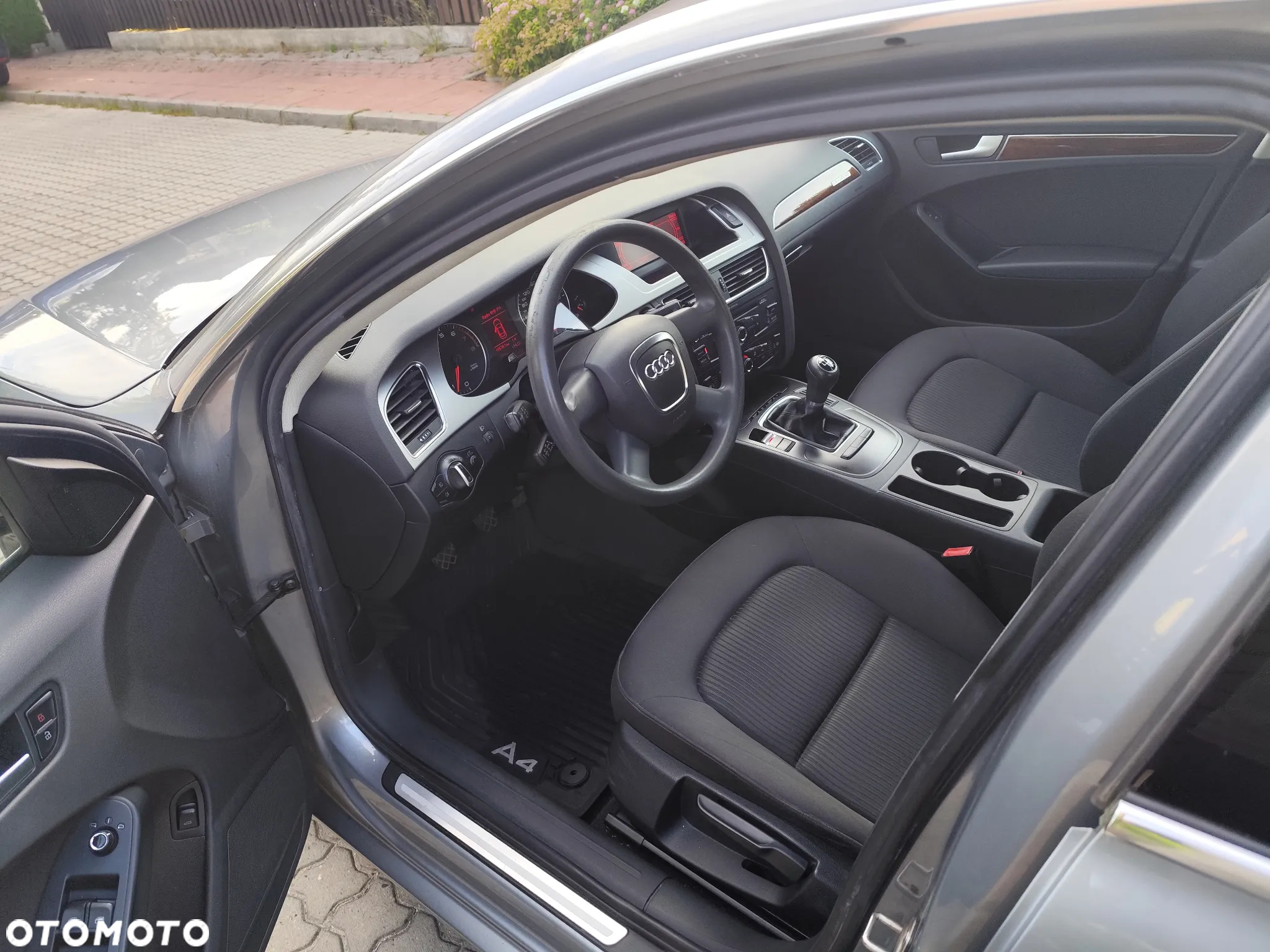 Audi A4 1.8 TFSI Quattro - 8