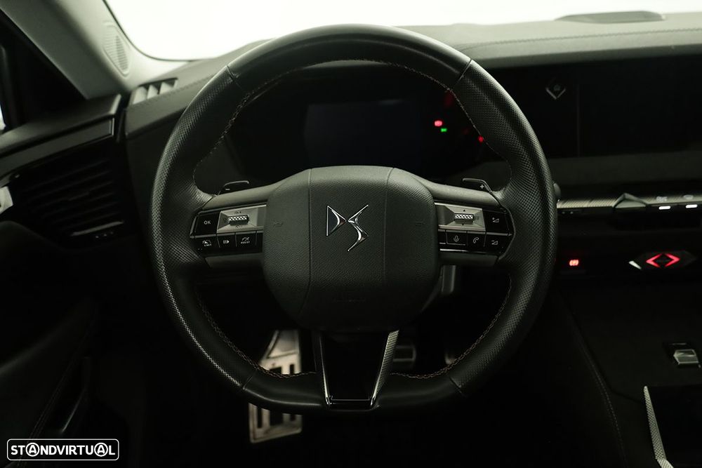 DS DS4 1.2 PureTech Performance Line EAT8 - 16