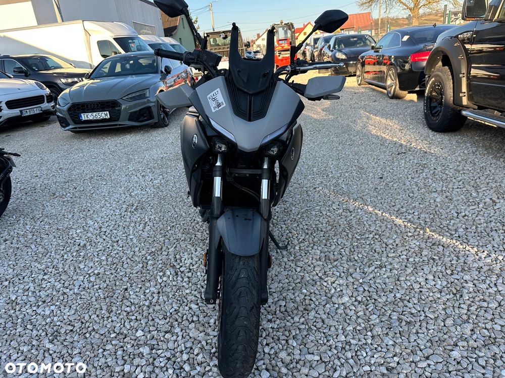 Yamaha MT - 3