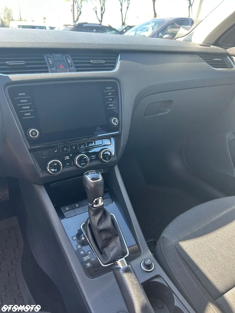 Skoda Octavia 2.0 TDI Style DSG - 19