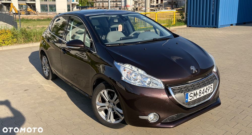 Peugeot 208 1.4 VTi Allure - 18