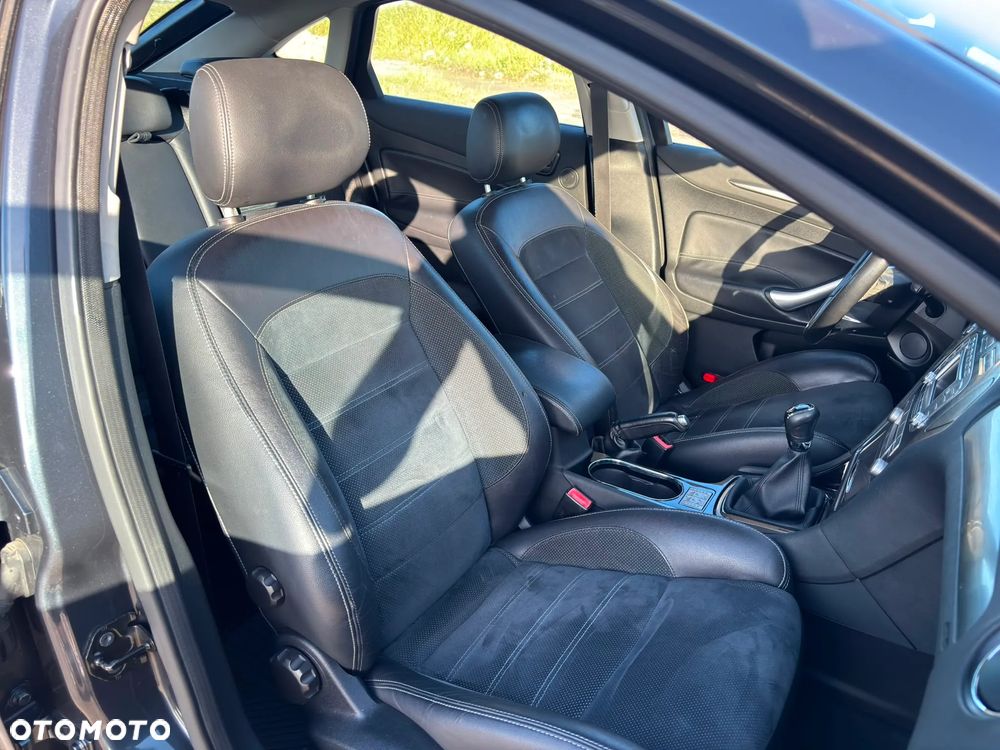 Ford Mondeo 2.0 Titanium - 23