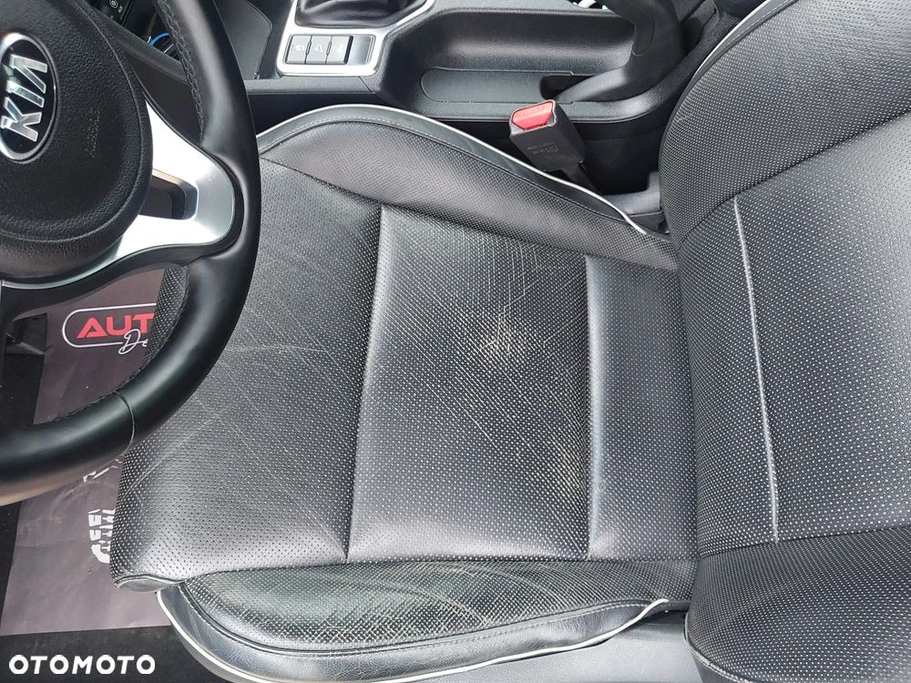 Kia Sportage 1.7 CRDI 2WD Edition 7 - 17